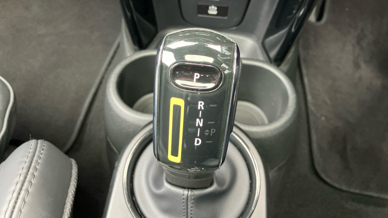 MINI Hatchback 135kW Cooper S Level 3 33kWh 3dr Auto Electric Hatchback